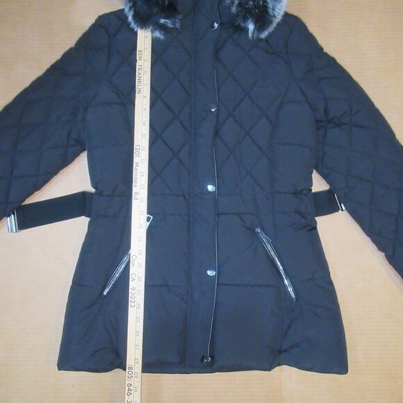 Royalty For Me Quilted Belted Puffer Coat with Removable Hood – Size Small - Picture 3 of 10